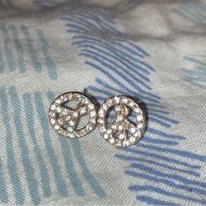 FREE w purchase / gold Peace Sign Earrings